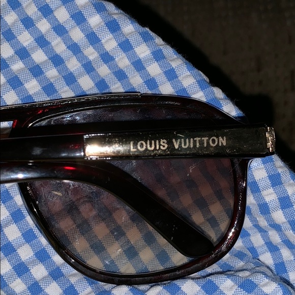 Louis Vuitton Sunglasses! - Picture 3 of 3
